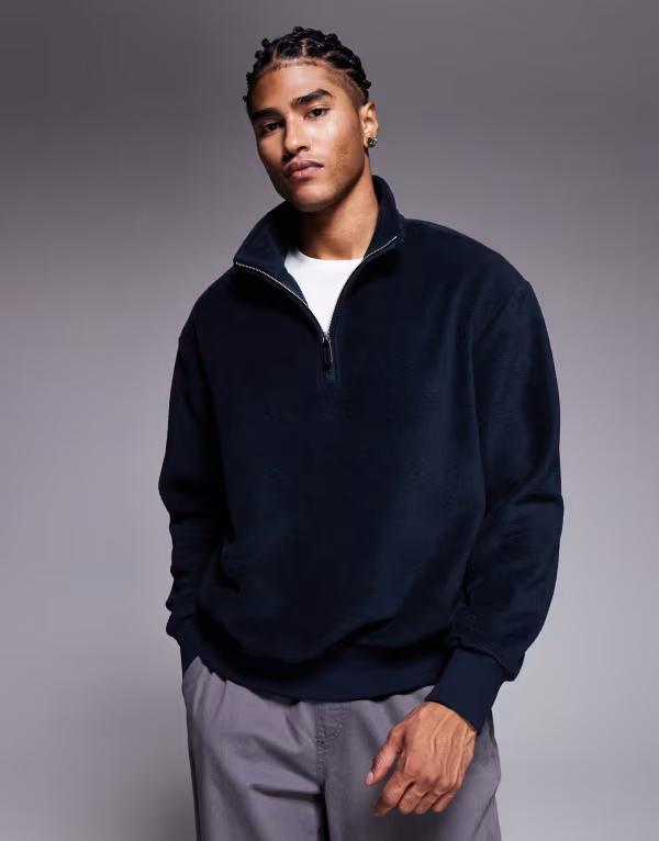エイソス メンズ アウター パーカー・スウェット ハーフジップ スタンドネック スウェット シャツ フリース ASOS DESIGN oversized funnel neck quarter zip fleece sweatshirt Sky captain ネイビー