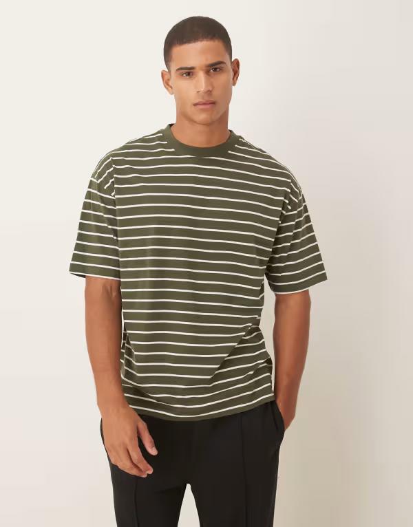 エイソス メンズ トップス Tシャツ ASOS DESIGN oversized t-shirt in dark green and ecru stripes Dark green stripe グリーン