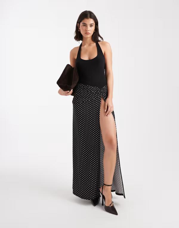 ミスセルフフリッジ レディース トップス ワンピース ドット柄 マキシワンピース ドット マキシ ホルター Miss Selfridge halter neck maxi dress in polka dot Polka dot ドット