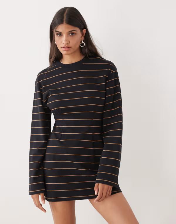 モンキ レディース トップス ワンピース シャツワンピース ウエストマーク ミニ Tシャツ Monki cinched waist long sleeve mini T-shirt dress stripe Black ブラック｜ReVida 店