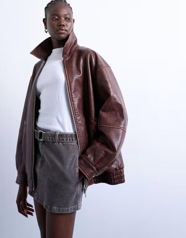 トップショップ レディース アウター ジャケット・ブルゾン コントラスト レザー フェイクレザー ジャケット Topshop faux leather contrast heavy wash bomber jacket Washed brown ブラウン｜ReVida 店