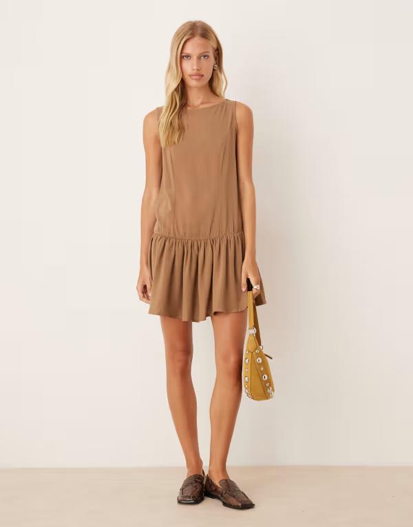 エイソス レディース トップス ワンピース ミニワンピース ミニ リネン ASOS DESIGN linen blend drop waist mini dress in mocha Mocha Brown ブラウン