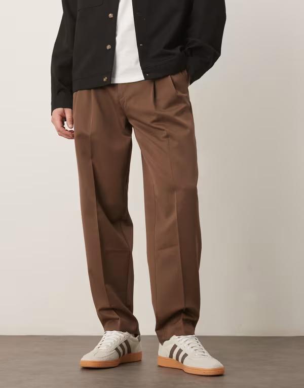 エイソス メンズ ボトムス カジュアルパンツ パンツ ASOS DESIGN smart oversized tapered pants with double pleats BROWN ブラウン