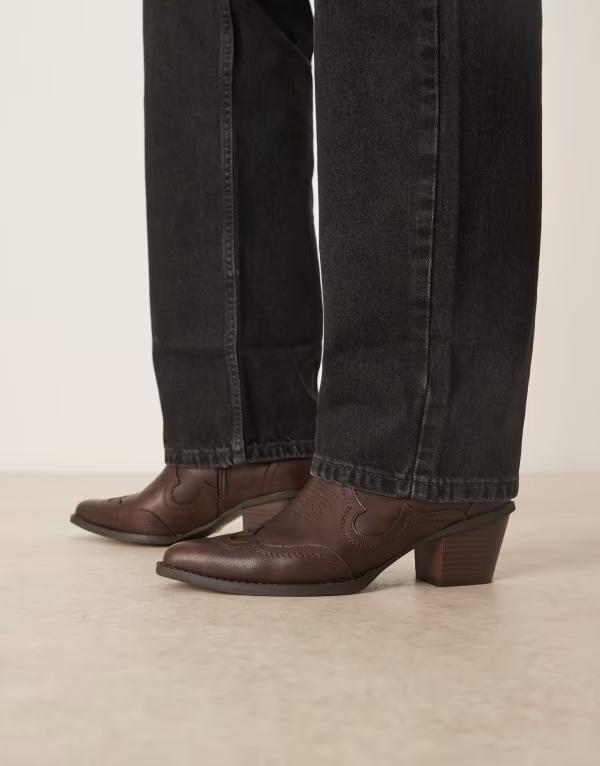 エイソス メンズ シューズ ブーツ・レインブーツ チェルシーブーツ チェルシー ブーツ ヒール ASOS DESIGN western chelsea boots with cuban heel Brown ブラウン 20,425円