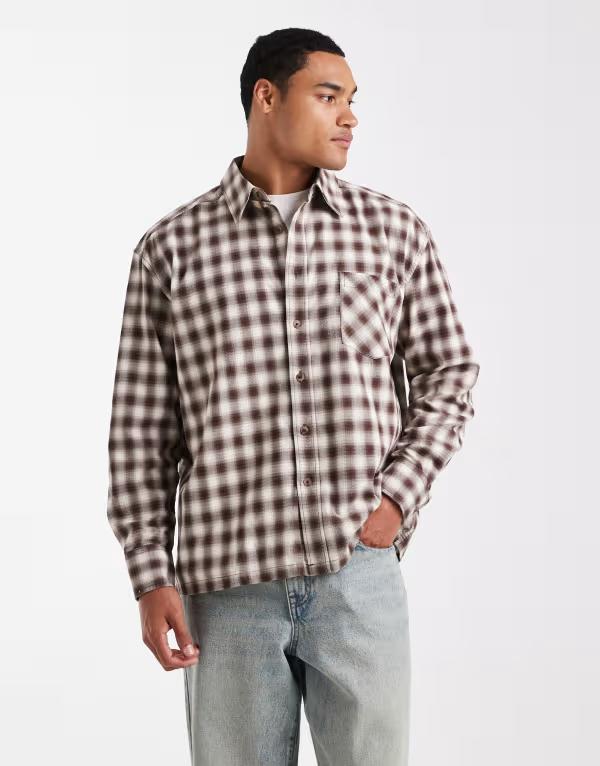 オンリーアンドサンズ メンズ トップス シャツ ONLY & SONS relaxed crop long sleeve shirt with cream checks Walnut クリーム