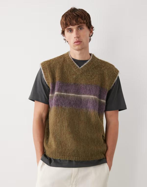 リクレイム ヴィンテージ メンズ アウター ニット・セーター Vネック ベスト ニット Reclaimed Vintage boxy knit v-neck vest with striped chest panel Green グリーン