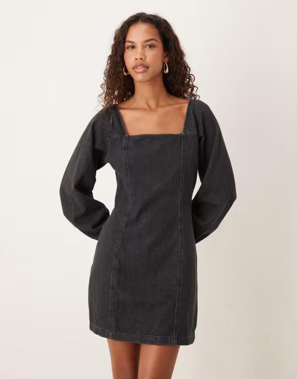 ノーバディーズ チャイルド レディース トップス 衣装 ミニ衣装 ミニ ジーンズ Nobody\u0027s Child Porth square neck denim mini dress Washed Black 黒いこと