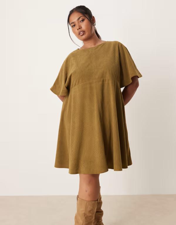 エイソス レディース トップス ワンピース コーデュロイ ミニワンピース ミニ Tシャツ ASOS Curve ASOS DESIGN Curve corduroy t-shirt mini dress with stitching detail in olive Mid Green グリーン