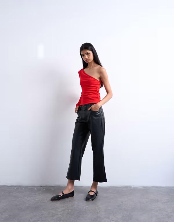 トップショップ レディース ボトムス カジュアルパンツ パンツ アンクル レザー フェイクレザー Topshop faux leather ankle grazer pants Black ブラック