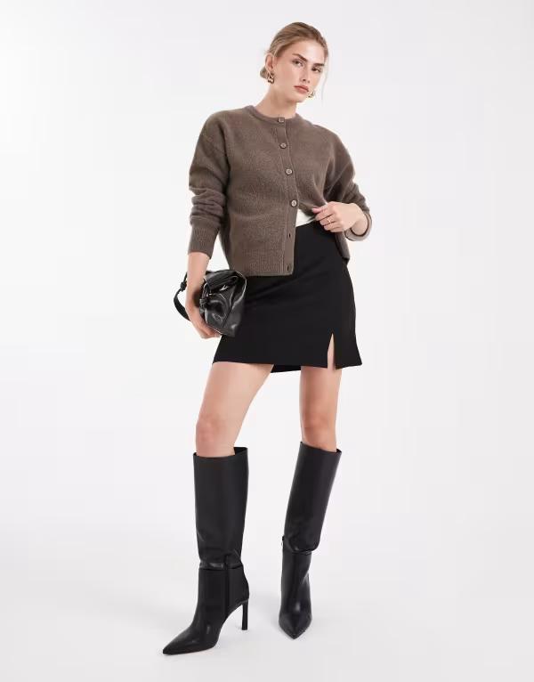 ピーシーズ レディース ボトムス スカート ミニ Pieces tailored notch front mini skirt Black ブラック｜ReVida 店