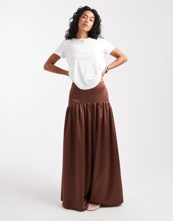 エイソス レディース ボトムス スカート サテン マキシ ASOS DESIGN satin dropped waist maxi skirt in chocolate Chocolate チョコレート 13,636円