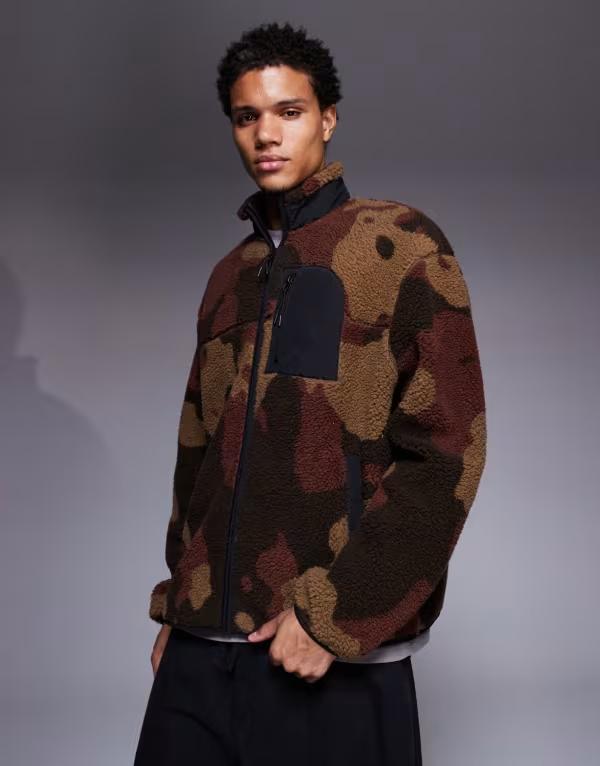 エイソス メンズ アウター パーカー・スウェット スタンドネック スウェット シャツ ASOS DESIGN oversized funnel neck zip up borg sweatshirt in camo colors Multi マルチカラー