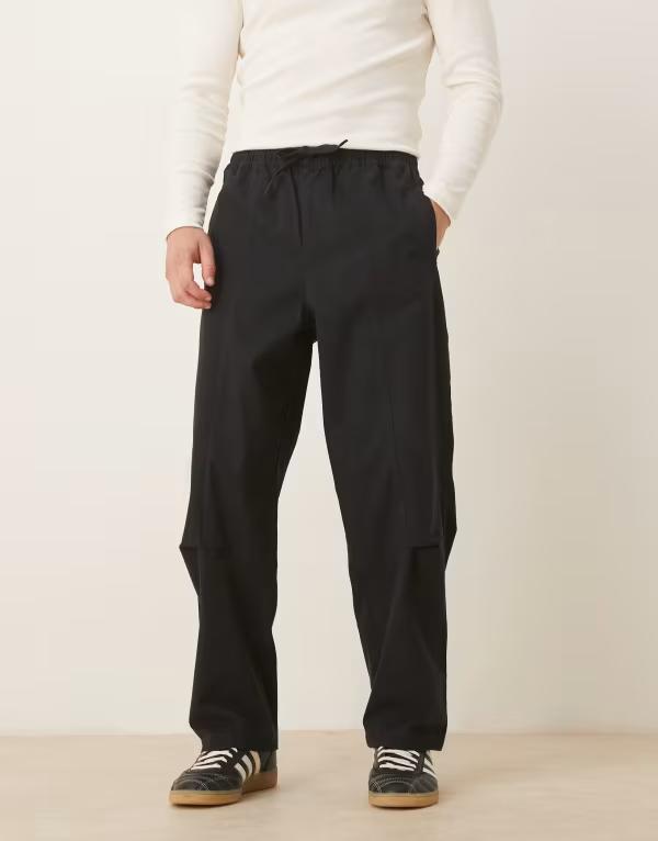 エイソス メンズ ボトムス 心地よいズボン下 ズボン下 ASOS DESIGN relaxed tapered pull on pants Black 黒いこと