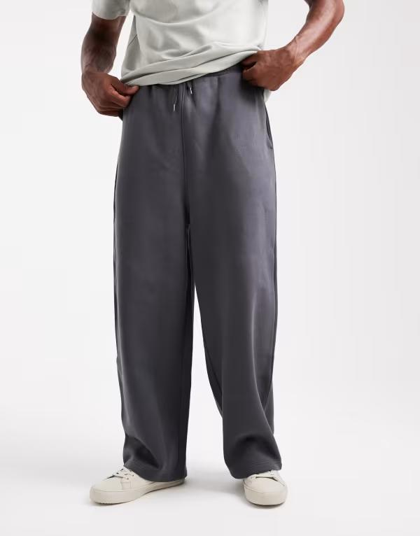 エイソス メンズ ボトムス カジュアルパンツ パンツ スウェットパンツ ASOS DESIGN essentials loose fit sweatpants in asphalt Asphalt 12,525円