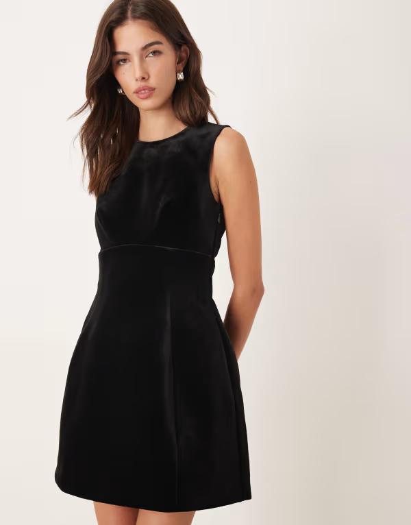 ノーバディーズ チャイルド レディース トップス ワンピース A ライン ミニワンピース ミニ ベルベット Nobody's Child Gemini velvet structured a-line mini dress Black ブラック