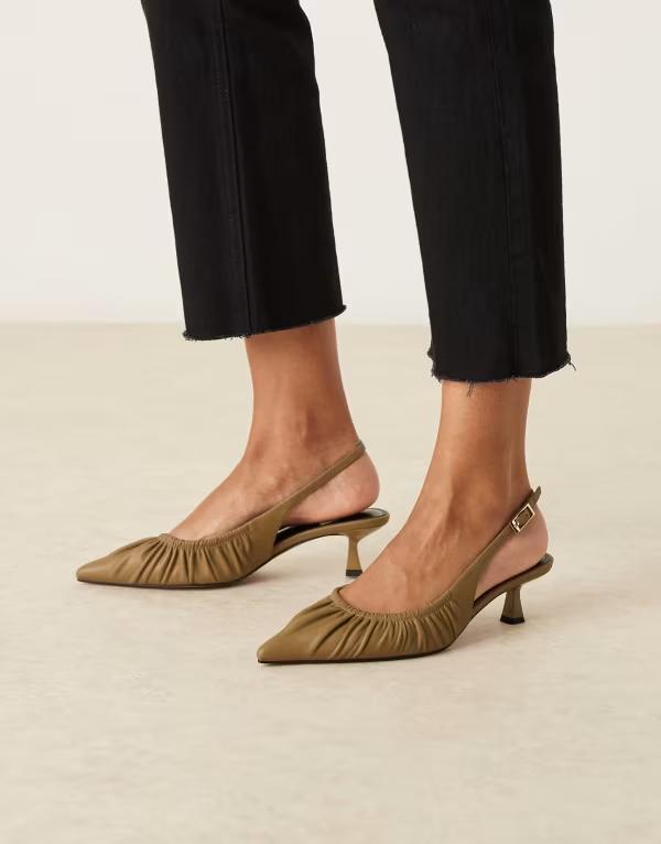 エイソス レディース シューズ ヒール ギャザー ASOS DESIGN Serenity ruched slingback kitten heel shoes Khaki カーキ