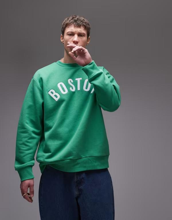とっ始めマン メンズ アウター パーカー・スウェット オーバーサイズフィット 流汗 プルオーバー Topman oversized fit sweatshirt with Boston chenille embroidery Green 緑であること トップス-パーカー-メンズファッション