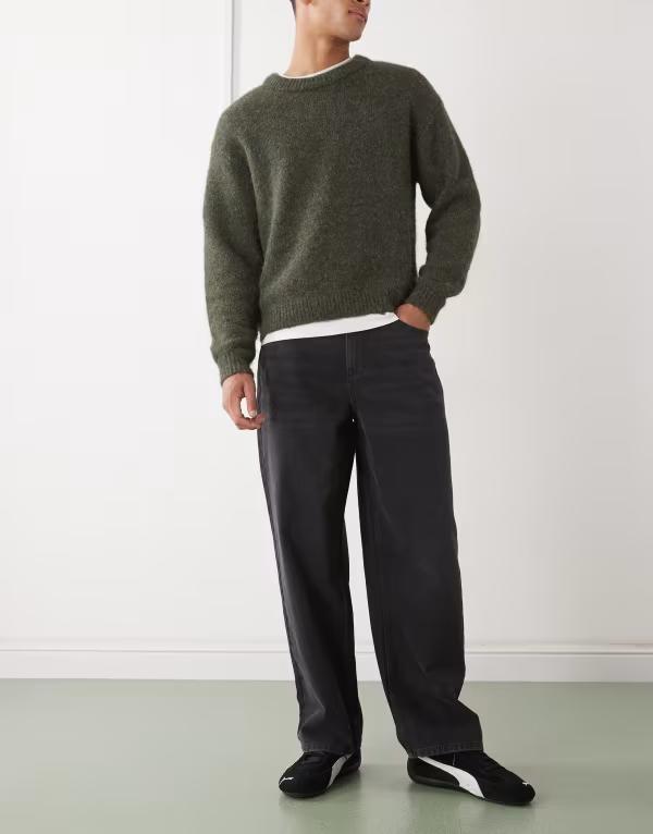 リクレイム ヴィンテージ メンズ ボトムス デニムパンツ ストレート デニム ジーンズ Reclaimed Vintage relaxed straight leg denim jeans in washed Washed Black ブラック