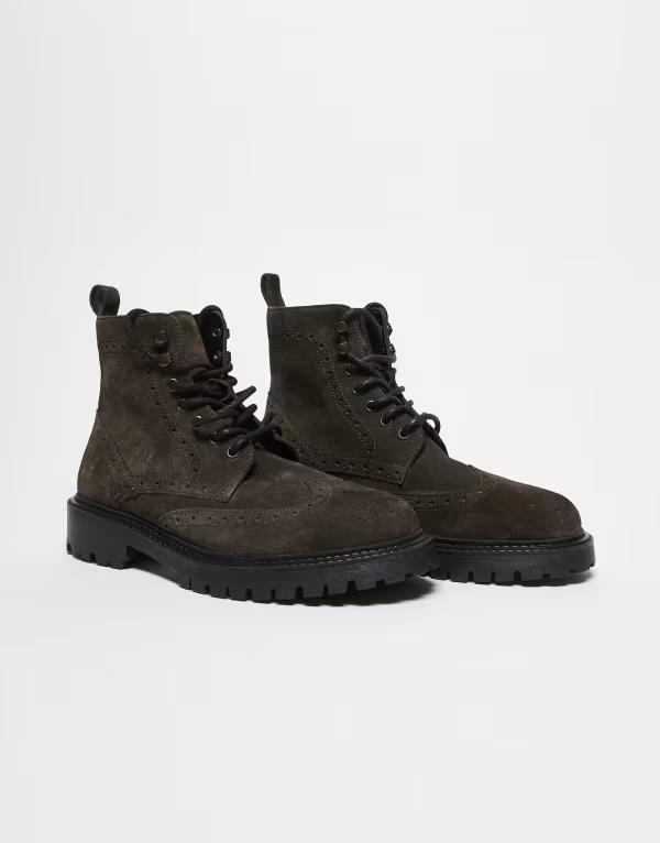 エイソス メンズ シューズ ブーツ・レインブーツ スエード ブローグ ブーツ レース ASOS DESIGN brogue lace up boots suede Brown ブラウン