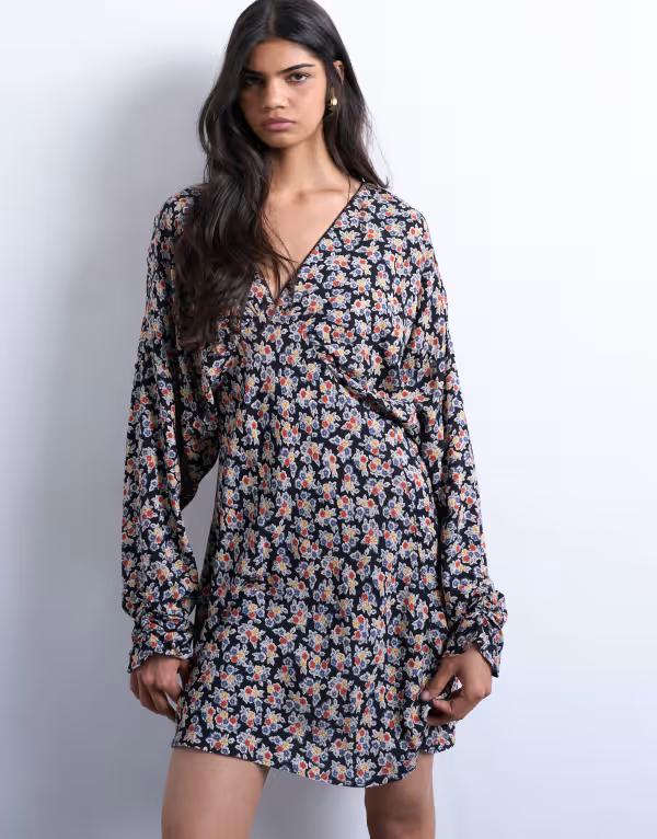トップショップ レディース トップス ワンピース フラワー柄 プリント ミニ フラワー Topshop mini long sleeve tea dress in floral print Black floral ブラック|ReVida 店