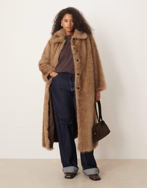 エイソス レディース アウター 厚地の外套 ASOS Curve ASOS DESIGN Curve longline tipped faux fur car coat Brown 赤銅色