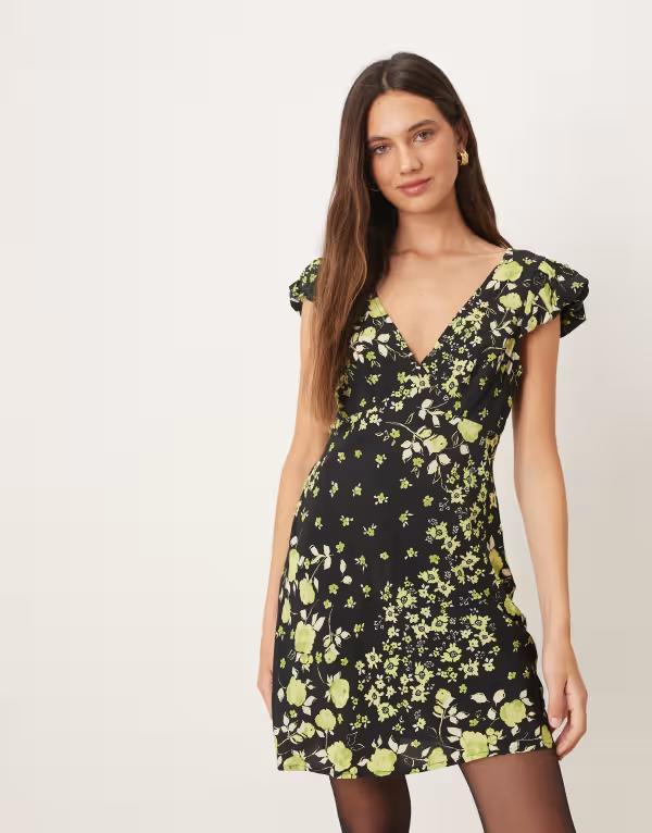 エイソス レディース トップス 衣装 御花柄 ミニ 御花 ASOS DESIGN mini tea dress with puff sleeve インチ ditsy floral Ditsy floral
