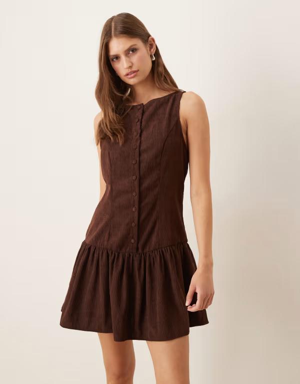 エイソス レディース トップス ワンピース ボタンダウン ミニワンピース ミニ ダウン ASOS DESIGN cord slash neck button down dropped waist mini dress in chocolate Chocolate チョコレート