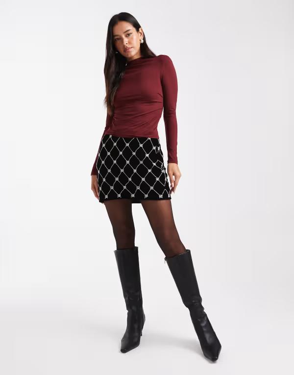 ミスセルフフリッジ レディース ボトムス スカート ミニ ベルベット Miss Selfridge embellished velvet mini skirt Black ブラック 20,146円