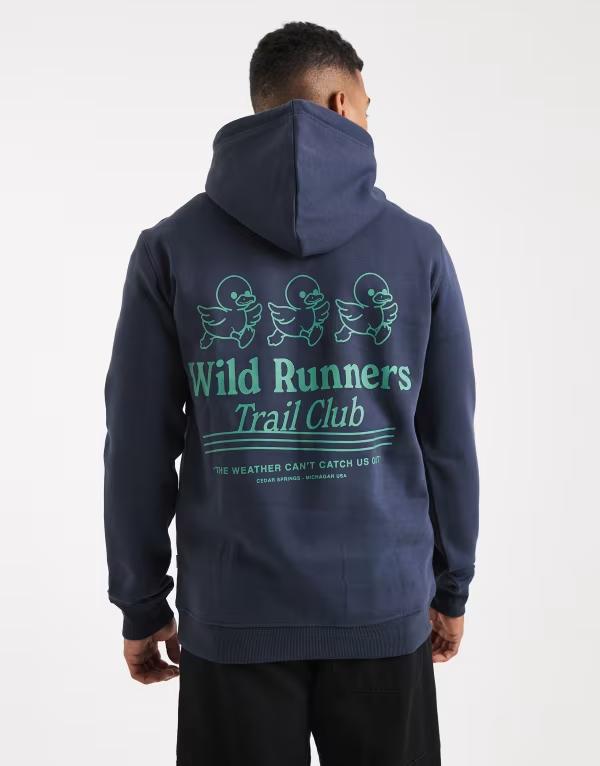 オンリーアンドサンズ メンズ アウター パーカー・スウェット プリント パーカー ONLY & SONS hoodie with trail club back print Navy Wild Runners ネイビー