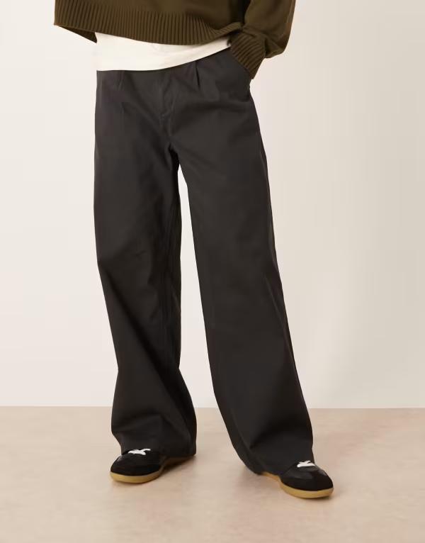 エイソス メンズ ボトムス カジュアルパンツ ASOS DESIGN loose chinos with pleats Black ブラック