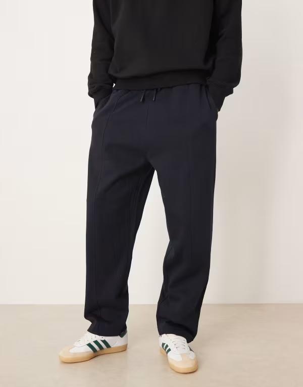 エイソス メンズ ボトムス カジュアルパンツ パンツ スウェットパンツ ASOS DESIGN oversized sweatpants with pintuck detail NAVY ネイビー