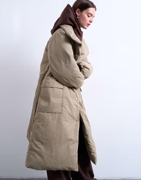とっ始め販売店 レディース アウター 厚地の外套 照明ランプ素っ首 上衣 Topshop funnel neck longline belted puffer jacket インチ stone STONE 石ころ
