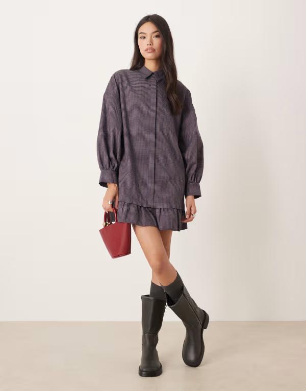 エイソス レディース トップス ワンピース フリル裾 シャツワンピース フリル ミニ シャツ ASOS DESIGN long sleeve ruffle hem mini shirt dress in chocolate and navy check Chocolate Check チョコレート