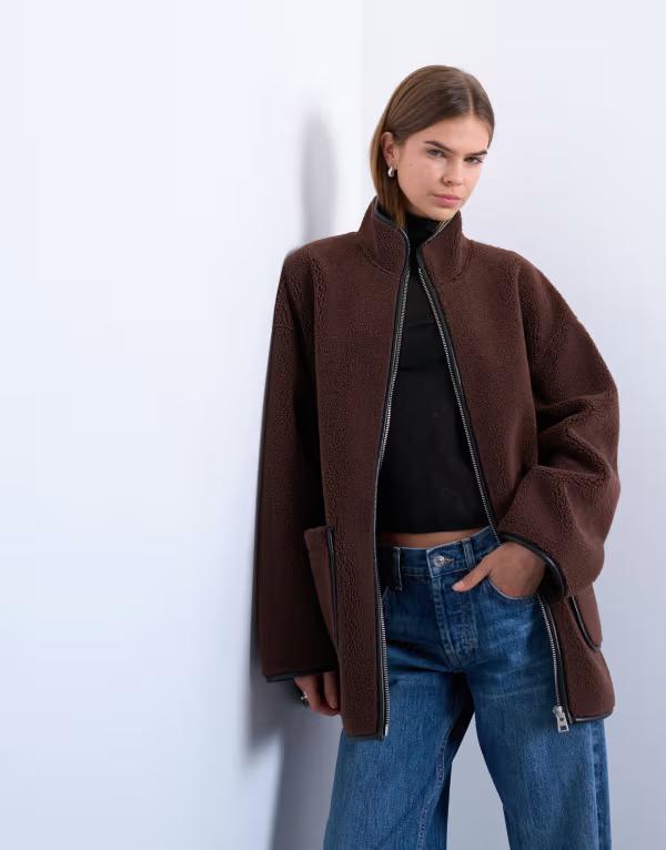 トップショップ レディース アウター ジャケット・ブルゾン ハイネック ジャケット Topshop longline high neck throw on faux shearling jacket in chocolate Teddy チョコレート|ReVida 店