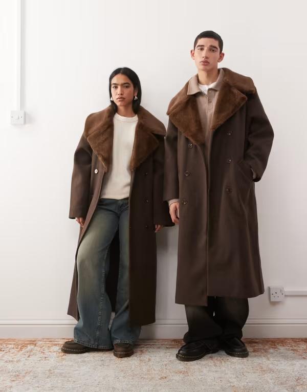 リクレイム ヴィンテージ レディース アウター 厚地の外套 羊毛 Reclaimed Vintage unisex wool look formal longline coat with faux fur collar インチ chocolate Chocolate 黒茶