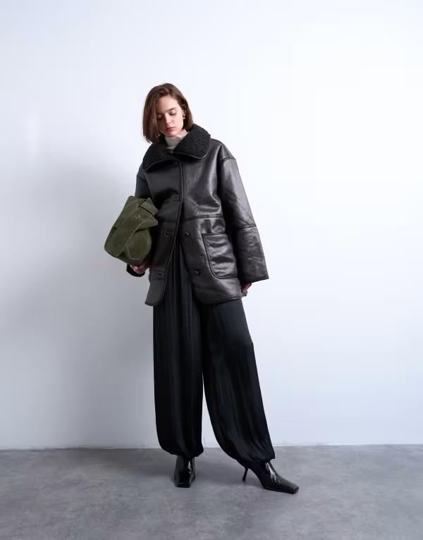 とっ始め販売店 レディース アウター 厚地の外套 Topshop faux shearling oversized patch pockets mid length car coat Khaki black 黒いこと