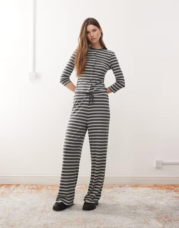コルージョン レディース ボトムス カジュアルパンツ ワイドレッグ パンツ COLLUSION striped wide leg pants - part of a set STRIPE ストライプ