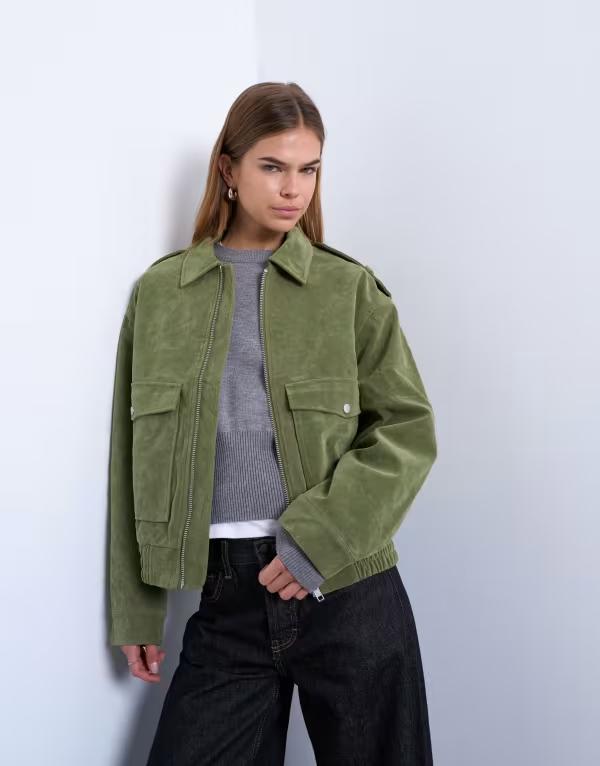 トップショップ レディース アウター ジャケット・ブルゾン キルティング スエード ジャケット Topshop faux suede quilted lined bomber jacket with snap details in sage Sage green グリーン