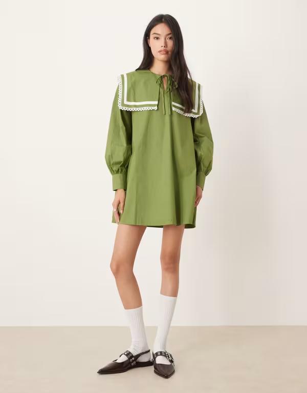 グラマラス レディース トップス ワンピース ミニワンピース ミニ Glamorous square neck collar smock mini dress in deep olive and DEEP OLIVE &WHITE ホワイト｜ReVida 店