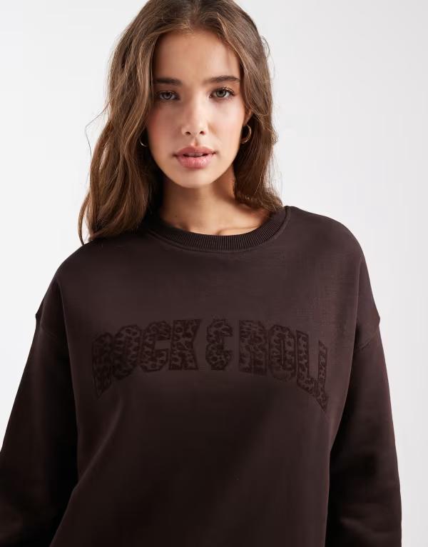 マンゴ レディース アウター パーカー・スウェット Tシャツ スウェット シャツ グラフィック Mango Teen graphic sweatshirt in chocolate Brown ブラウン