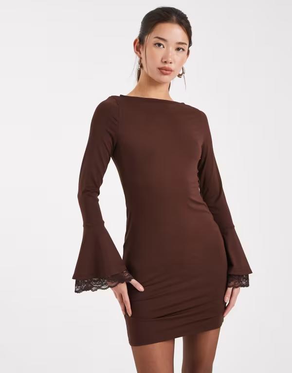 エイソス レディース トップス ワンピース ミニワンピース ミニ レース ASOS DESIGN slash neck fluted lace sleeve mini dress in chocolate Chocolate チョコレート｜ReVida 店