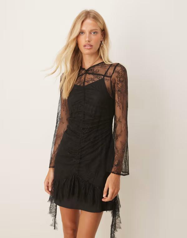 エイソス レディース トップス 衣装 ミニ衣装 ギャザー ミニ スピード競技 ASOS DESIGN ruched front lace mini dress Black Lace 黒いこと