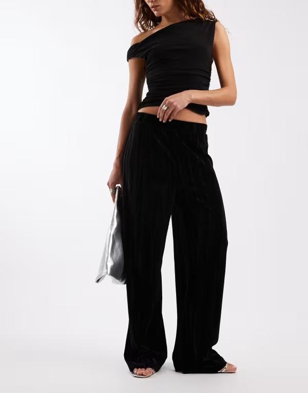 オンリー レディース ボトムス 心地好いズボン下 ワイドレッグ ズボン下 天鵞絨 ONLY velvet wide leg pull on pants Black 黒いこと