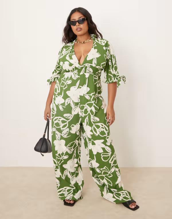 エイソス レディース トップス ジャンプスーツ フラワー柄 プリント フラワー ASOS Curve ASOS DESIGN Curve shirred waist jumpsuit floral print Green floral グリーン 14,804円