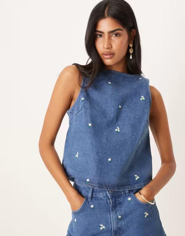 エイソス レディース トップス Tシャツ フラワー柄 デニム フラワー ASOS DESIGN denim shift top with delicate floral embroidery - part of a set Blue ブルー