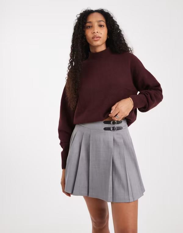 スリードベア レディース ボトムス スカート プリーツ ミニ Threadbare pleated kilt mini skirt with buckle detailing Gray グレー