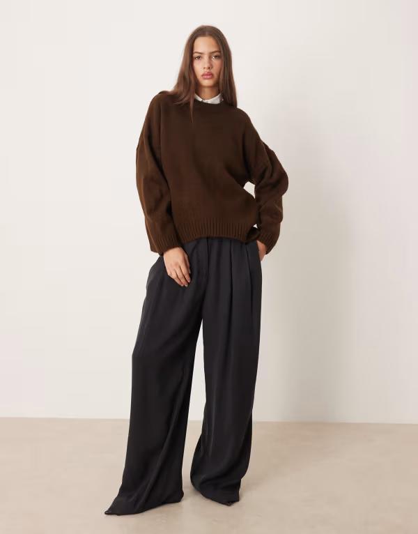 エイソス レディース アウター 編み物・プルオーバー 労働者の一団のど首 プルオーバー ASOS DESIGN oversized crew neck sweater with curved hem インチ chocolate Chocolate 黒茶 レディースファッション-トップス-ニット・セーター