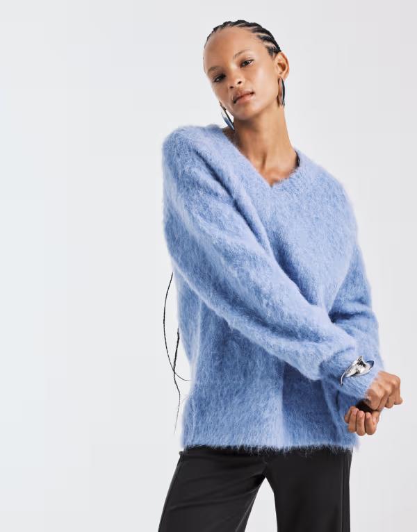 エイソス レディース アウター ニット・セーター Vネック セーター ASOS DESIGN brushed oversized premium alpaca blend v-neck sweater Blue ブルー 27,160円