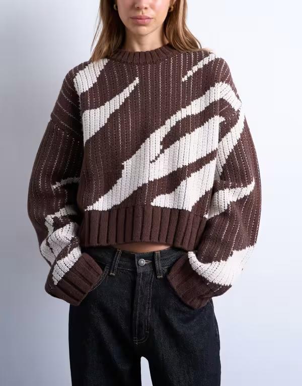 トップショップ レディース アウター ニット・セーター プリント セーター ニット Topshop knitted abstract print sweater in chocolate Chocolate チョコレート