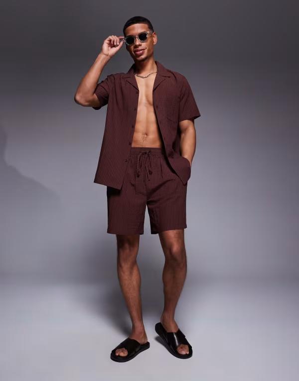 サウスビーチ メンズ ボトムス ハーフパンツ・ショーツ South Beach seersucker beach short - part of a set Brown ブラウン